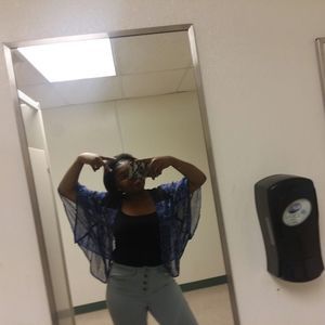 Meet your Posher, Deandrea